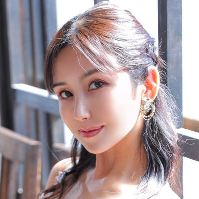 汐河佳奈