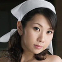 時坂ひな