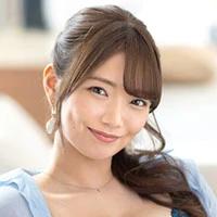 富岡ありさ