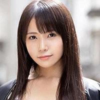 朝香ひなた