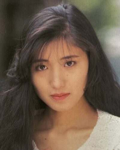 希志真理子