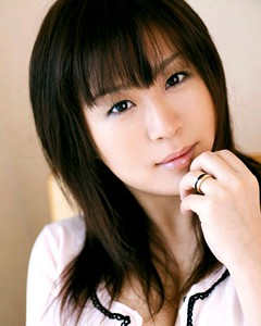 青山菜々