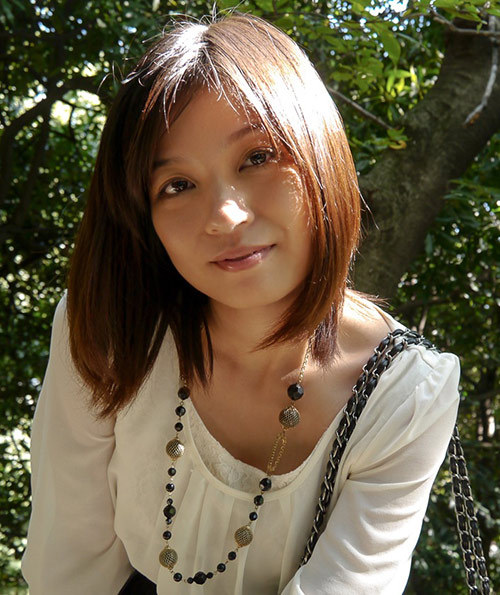 新城あゆみ
