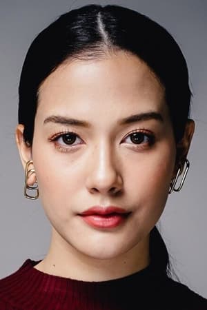 耶娜·萨拉斯