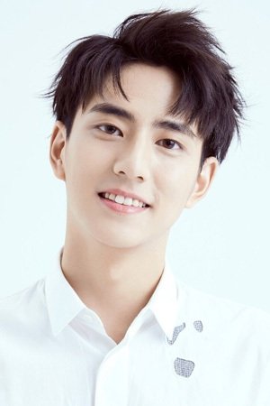 向遨宇