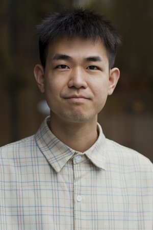 周欢眉毛