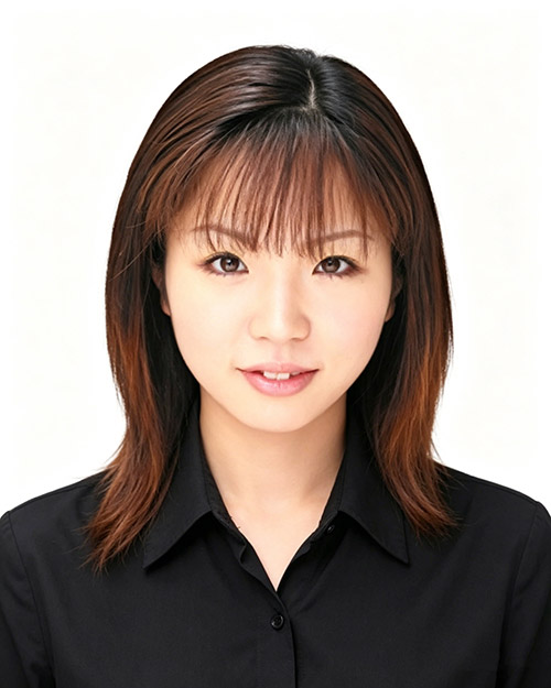 琴野まゆか