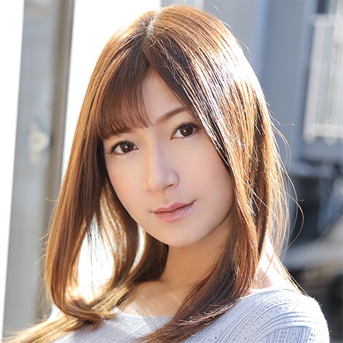 藤井レイラ