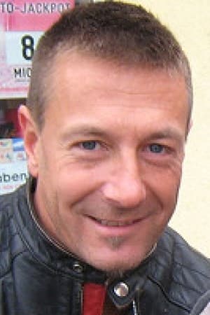 Chris Hilton