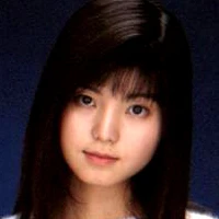 井上詩織