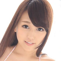 里美まゆ