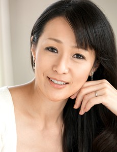 響りり子