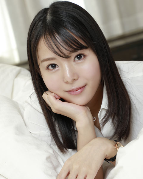 岡田ひなの